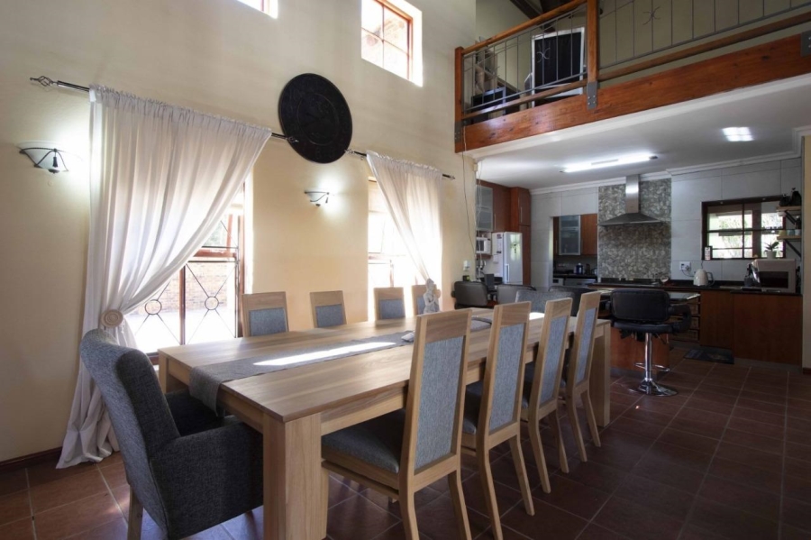 To Let 5 Bedroom Property for Rent in Parklands Western Cape